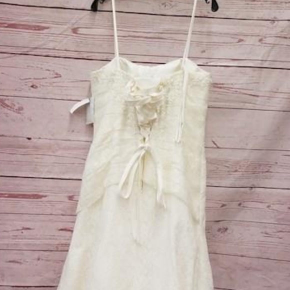 NWT Camille La Vie Women's Ivory Sleeveless Wedding Dress Size 14 - Picture 2 of 6